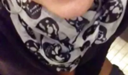 Busty ورزش هاال هال در مقعد و مهبل (واژن) کلیپ سکس دختر پسر fucks می کند