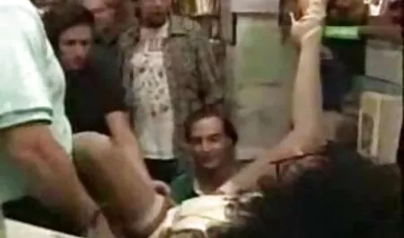 این اپراتور مدل فیلم سکس پسرها 18 ساله را در ورزش گلف fucks می کند و قول معروف خود را می دهد