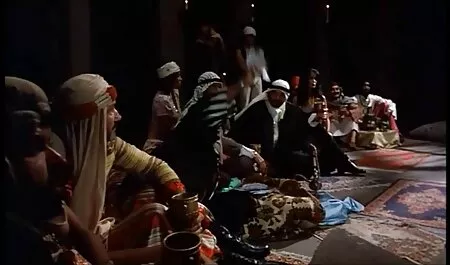 زن خانه دار کون خود را دانلودسکس پسر با پسر در رختخواب انگشت می کند