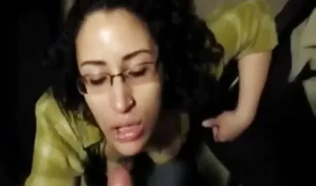 بلوند بیدمشک در جوراب فیلمسکسی مادر پسر ساق بلند قبل از رابطه جنسی به رئیس سینه می دهد
