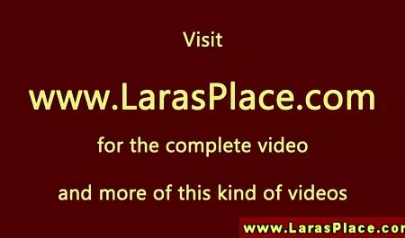 دختر شاخی لباس دوش می گیرد و جذابیت هایش را آشکار می کند سکسمادر ودختر