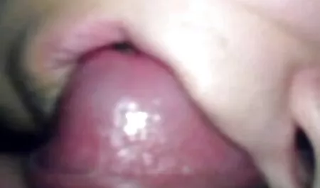 بلوند فیلم سوپر سکسی مادر و پسر زیبا روی دوربین fucks دستگاه جنسی