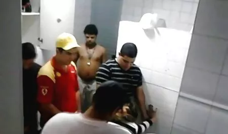 شریک بازیگر بازیگر بازیگر را با جوانان بزرگ در گهواره دانلود فیلم سکس دو پسر لعنتی