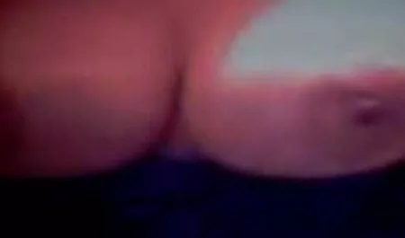 پریور الاغ شریک زندگی را لیس می زند و انسان آنیلینگوس داستانهای سکسی پسرها را انجام می دهد